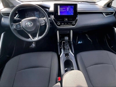 2025 Toyota Corolla Cross LE