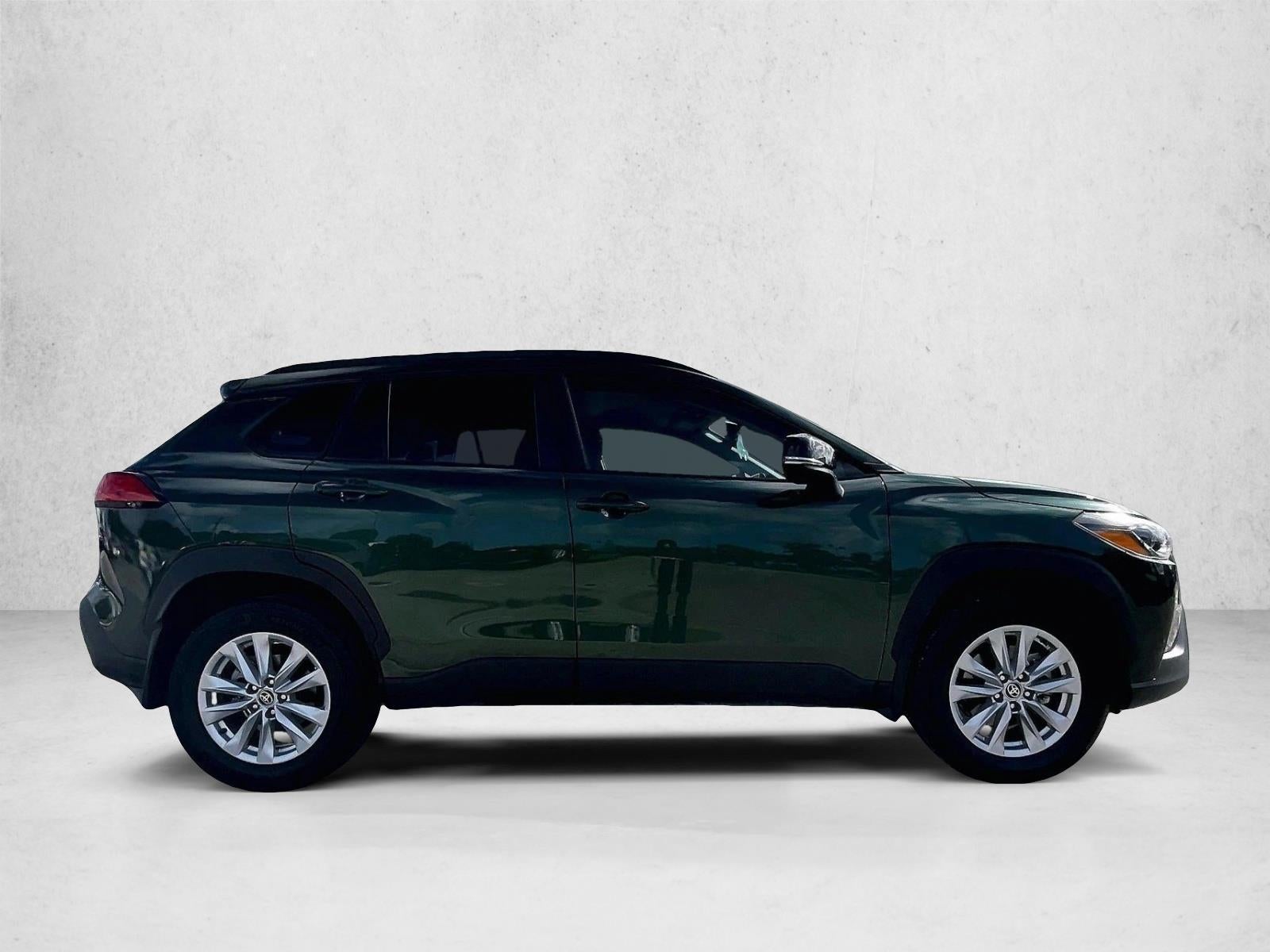 2025 Toyota Corolla Cross LE