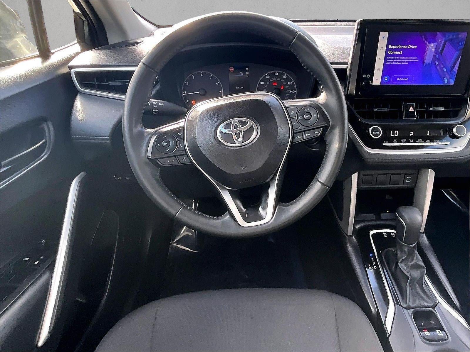 2025 Toyota Corolla Cross LE