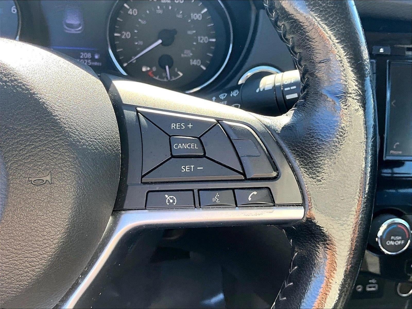 2022 Nissan Rogue Sport SV