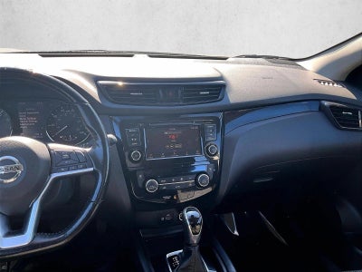 2022 Nissan Rogue Sport SV