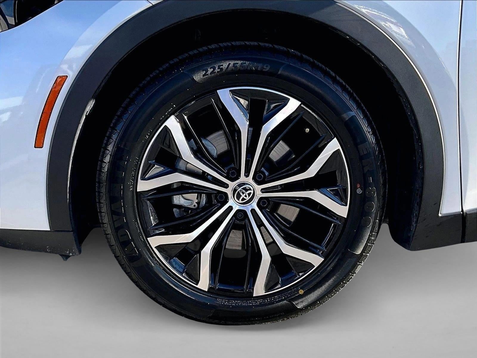 2023 Toyota Crown XLE