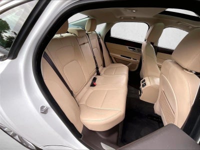 2017 Jaguar XF 20d Prestige