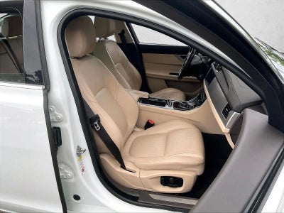 2017 Jaguar XF 20d Prestige
