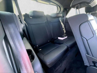 2024 Land Rover Range Rover SE