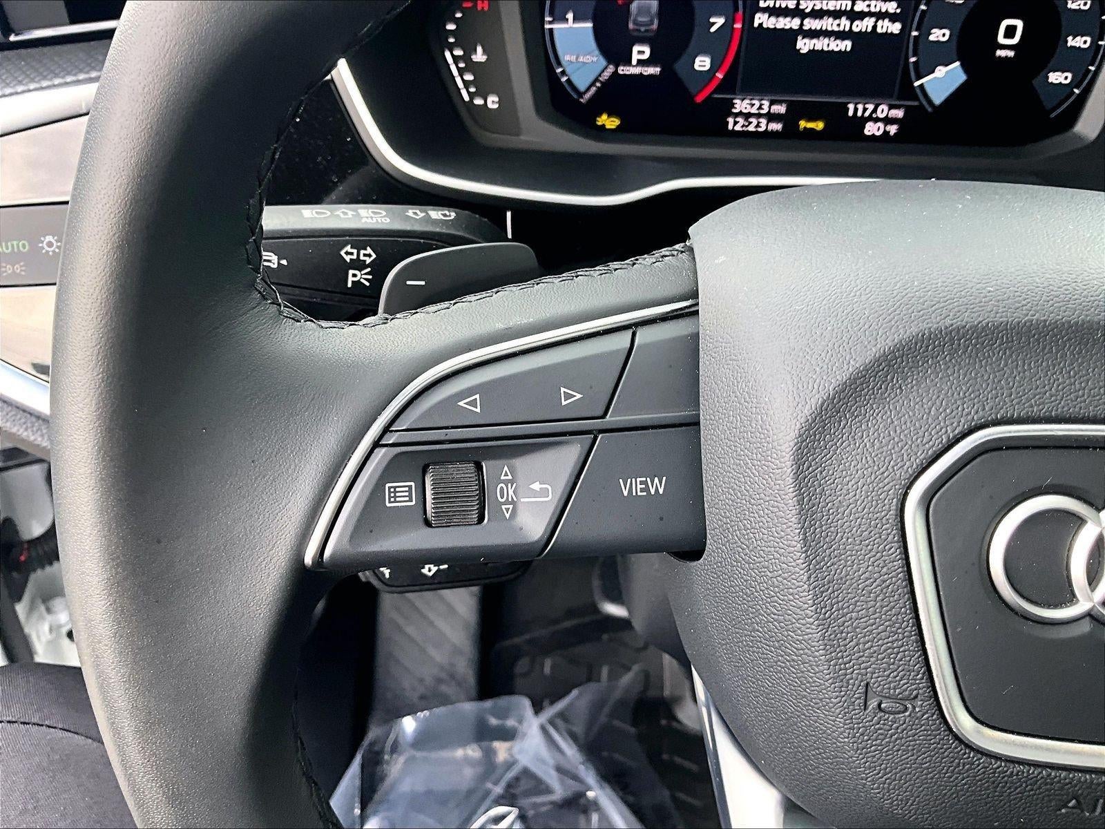 2025 Audi Q3 Premium 45 TFSI S line quattro Tiptronic