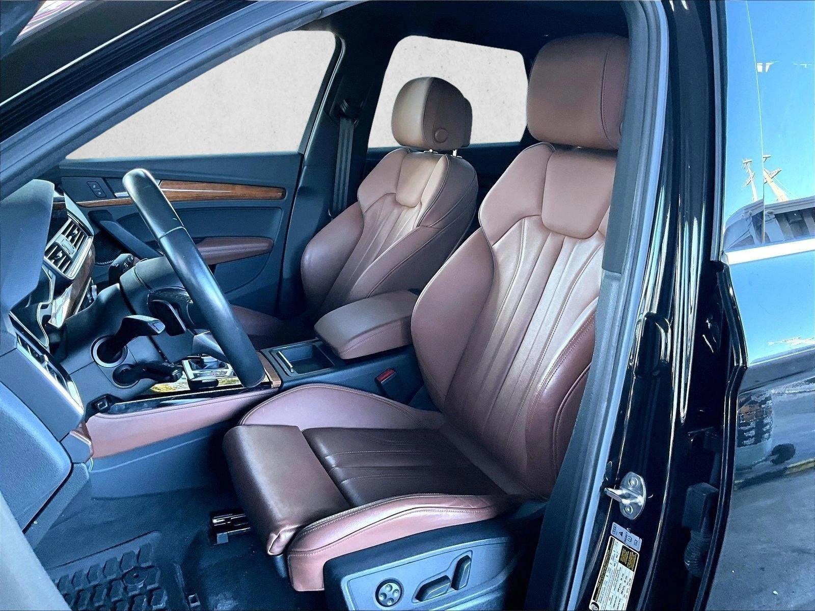 2022 Audi Q5 S line Premium Plus