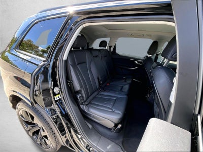 2023 Audi Q7 Premium Plus