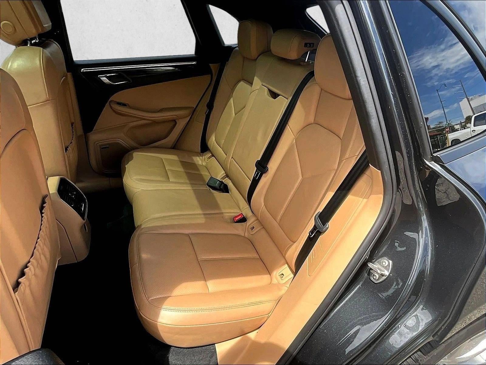 2018 Porsche Macan Base