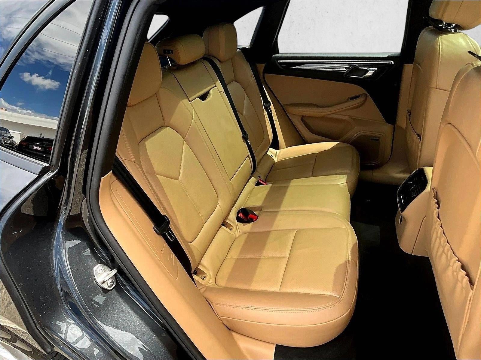 2018 Porsche Macan Base