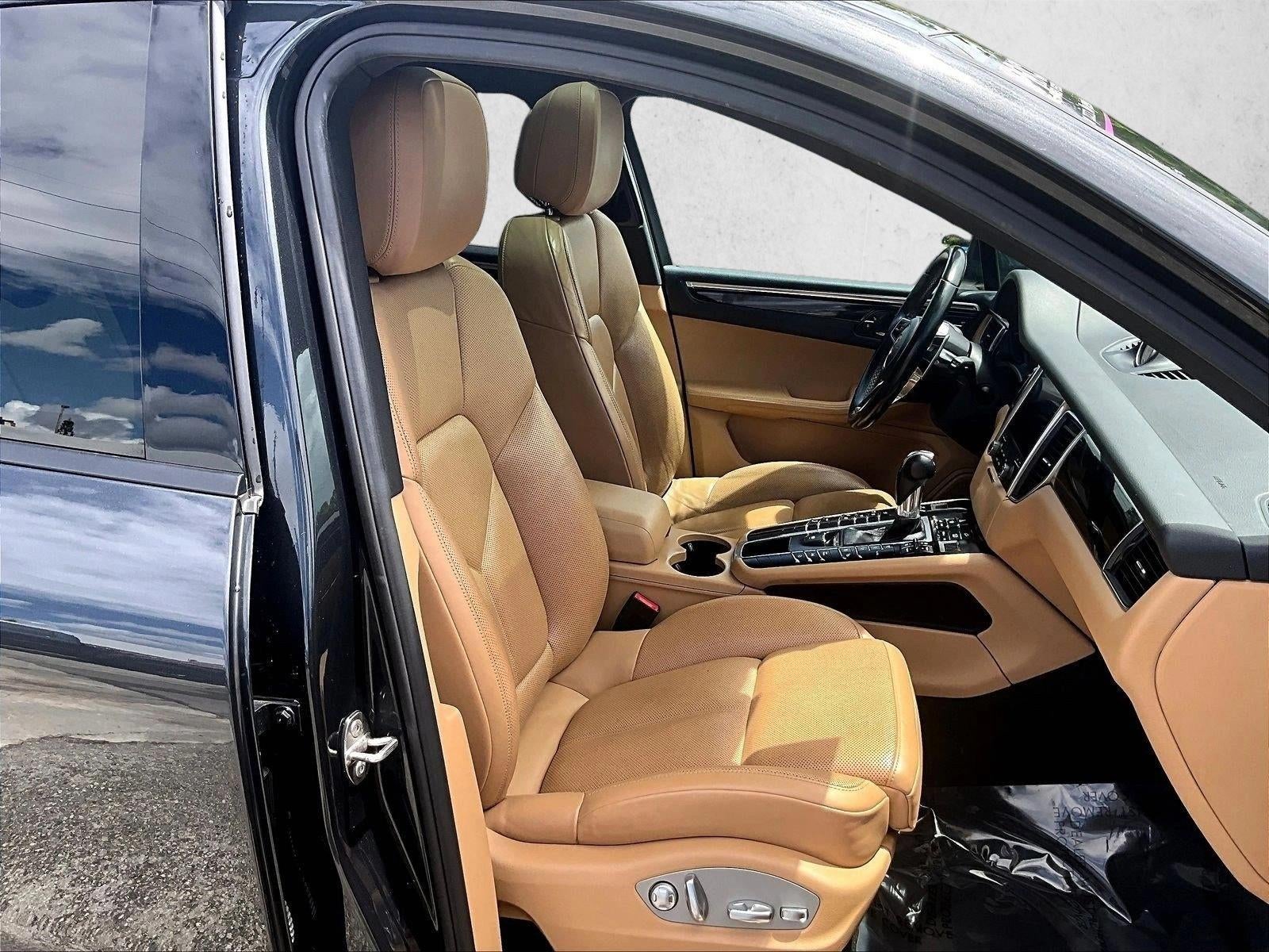 2018 Porsche Macan Base