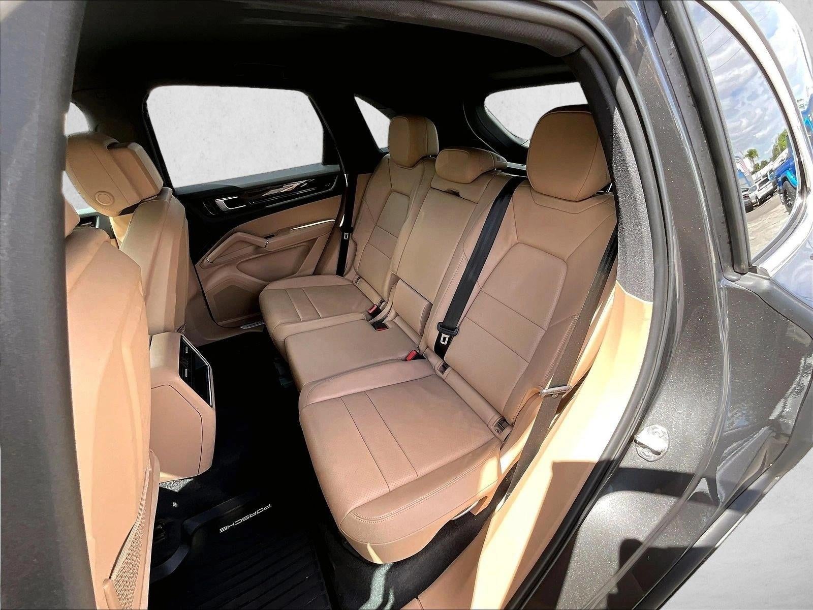 2020 Porsche Cayenne Base