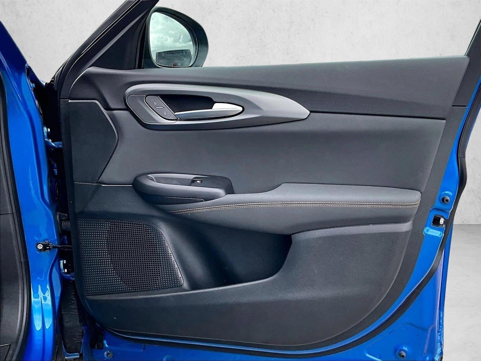 2025 Alfa Romeo Tonale Base