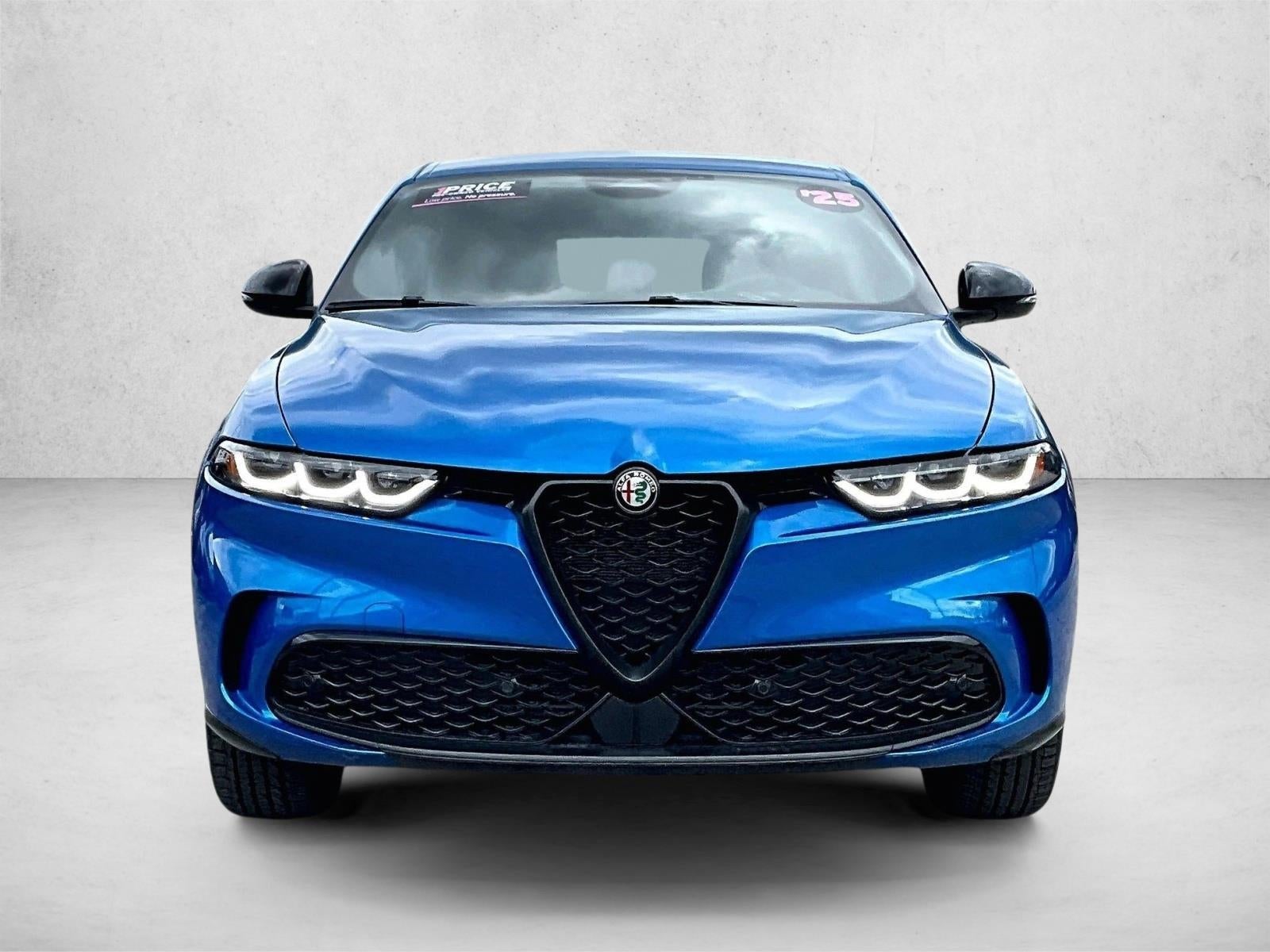 2025 Alfa Romeo Tonale Base