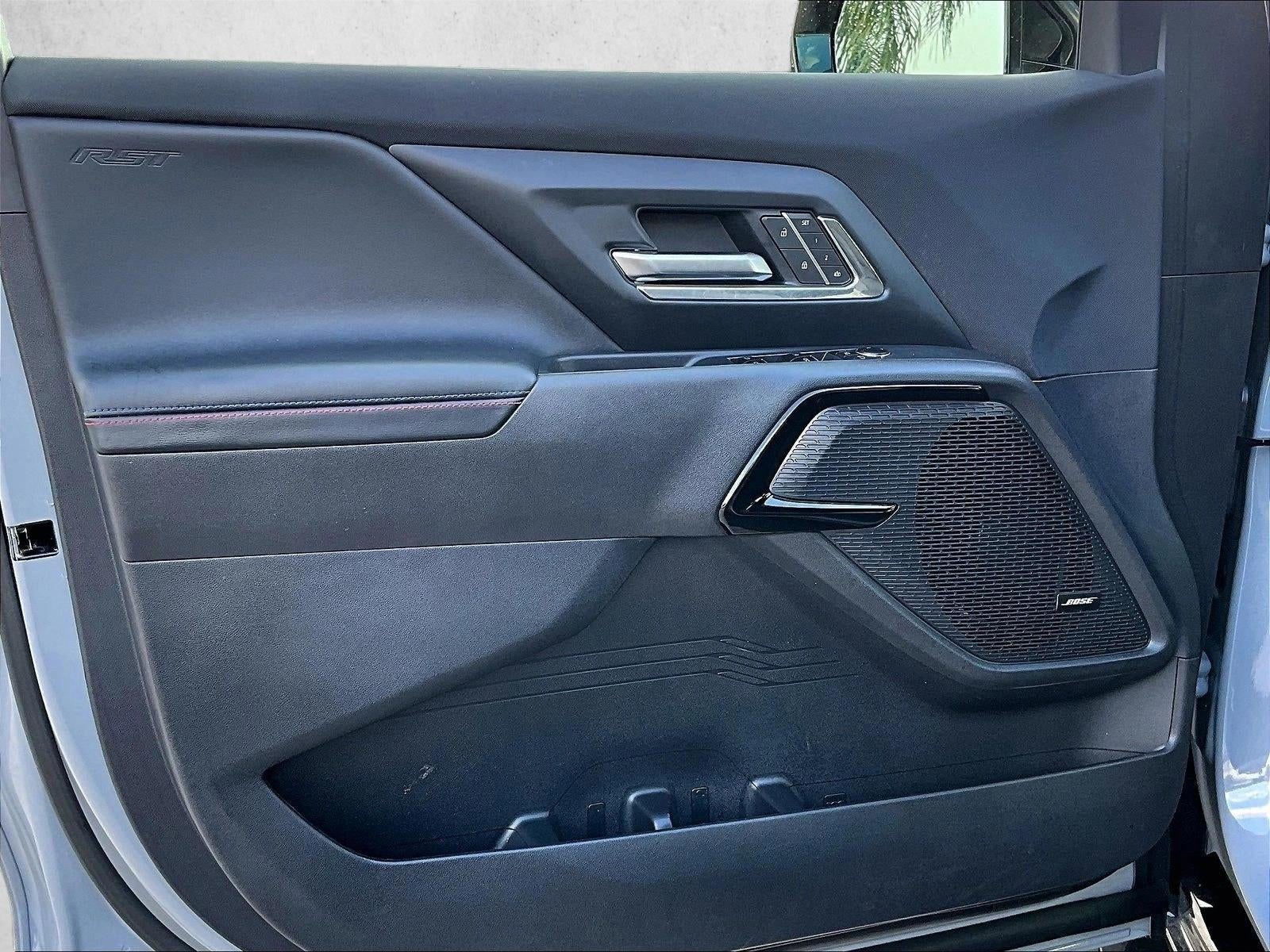 2025 Chevrolet Silverado EV RST - Max Range