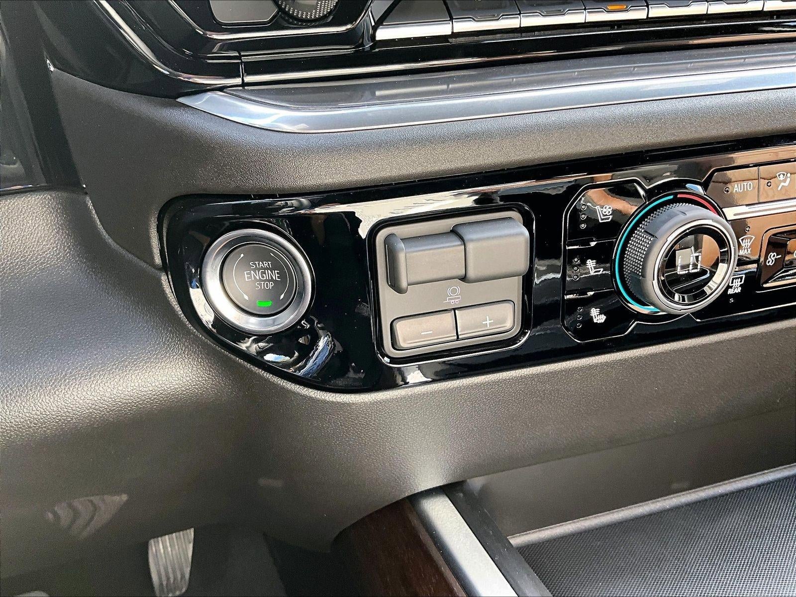 2026 Chevrolet Silverado 3500 HD High Country DRW