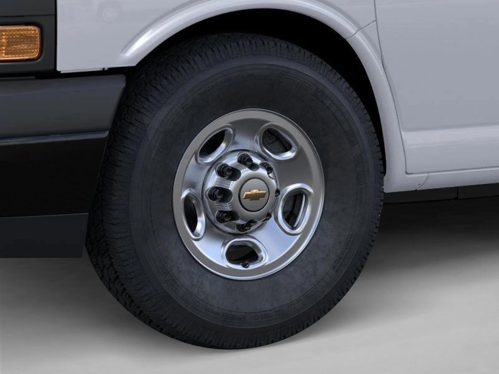 2025 Chevrolet Express Cargo Base