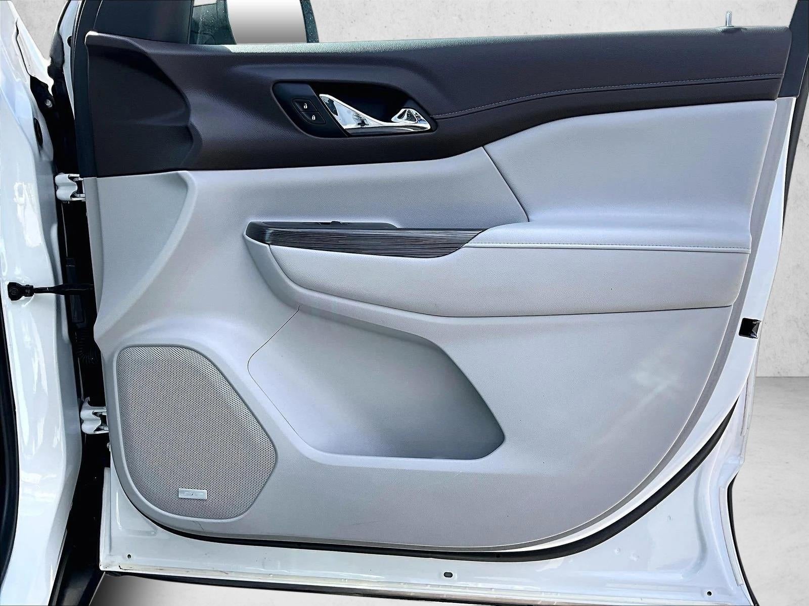 2020 GMC Acadia SLT