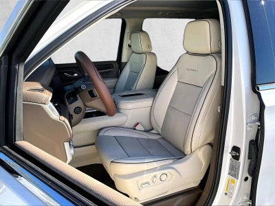 2021 GMC Yukon XL Base