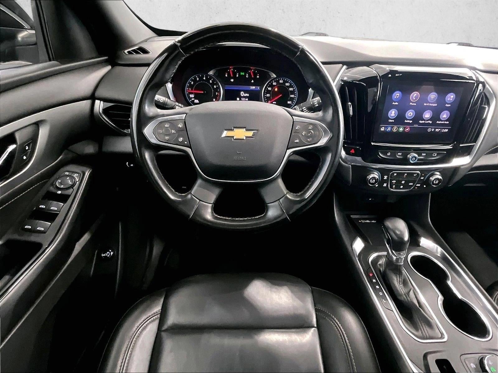 2023 Chevrolet Traverse LT Leather