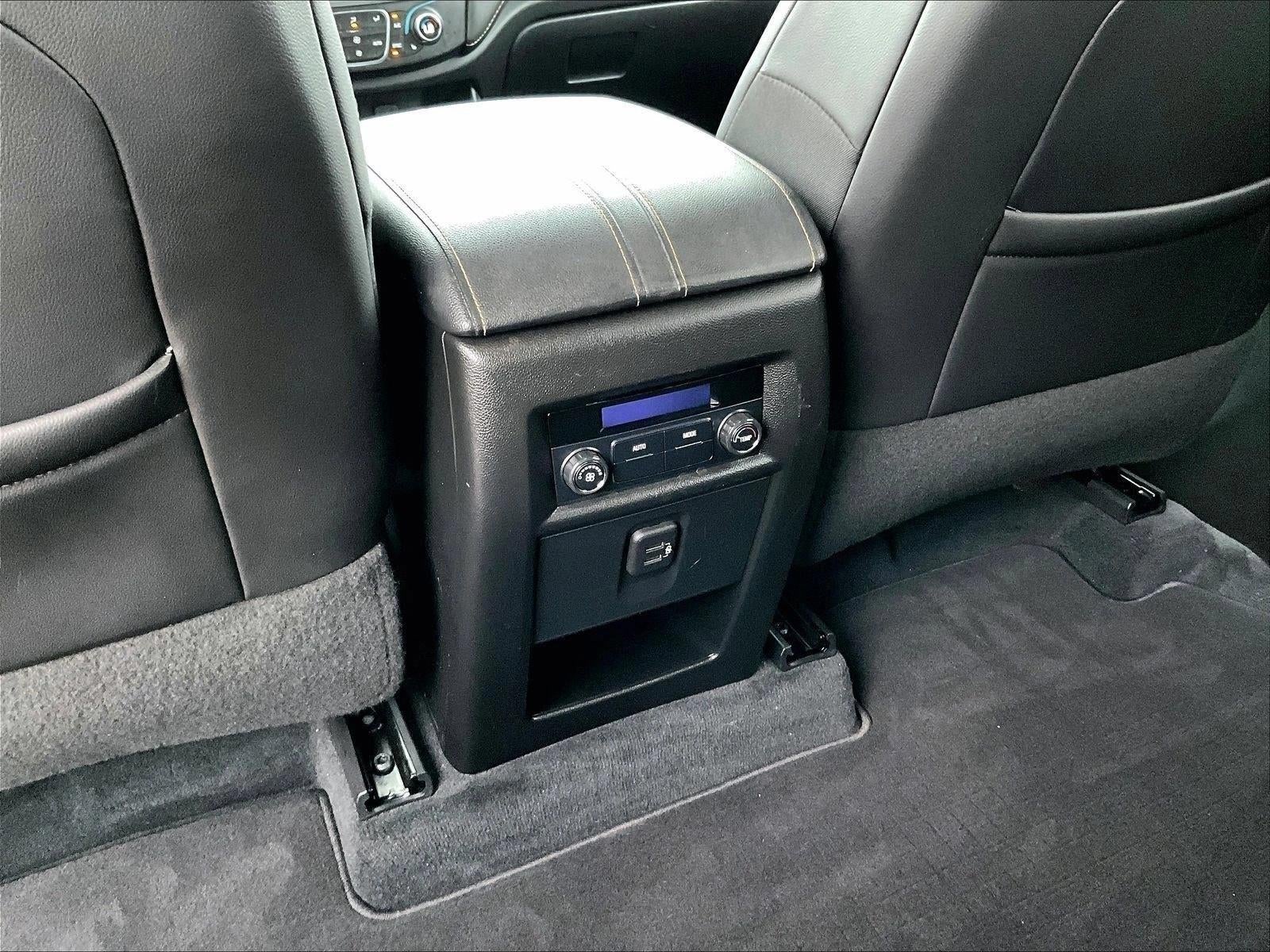 2021 Chevrolet Traverse LT Leather