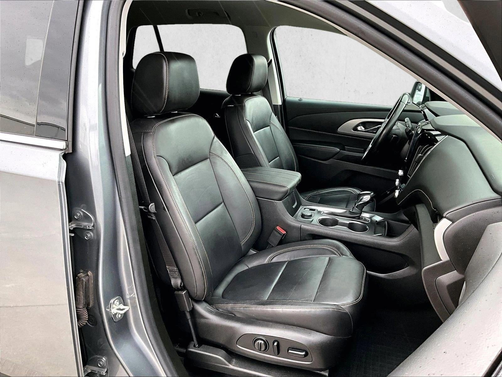 2021 Chevrolet Traverse LT Leather