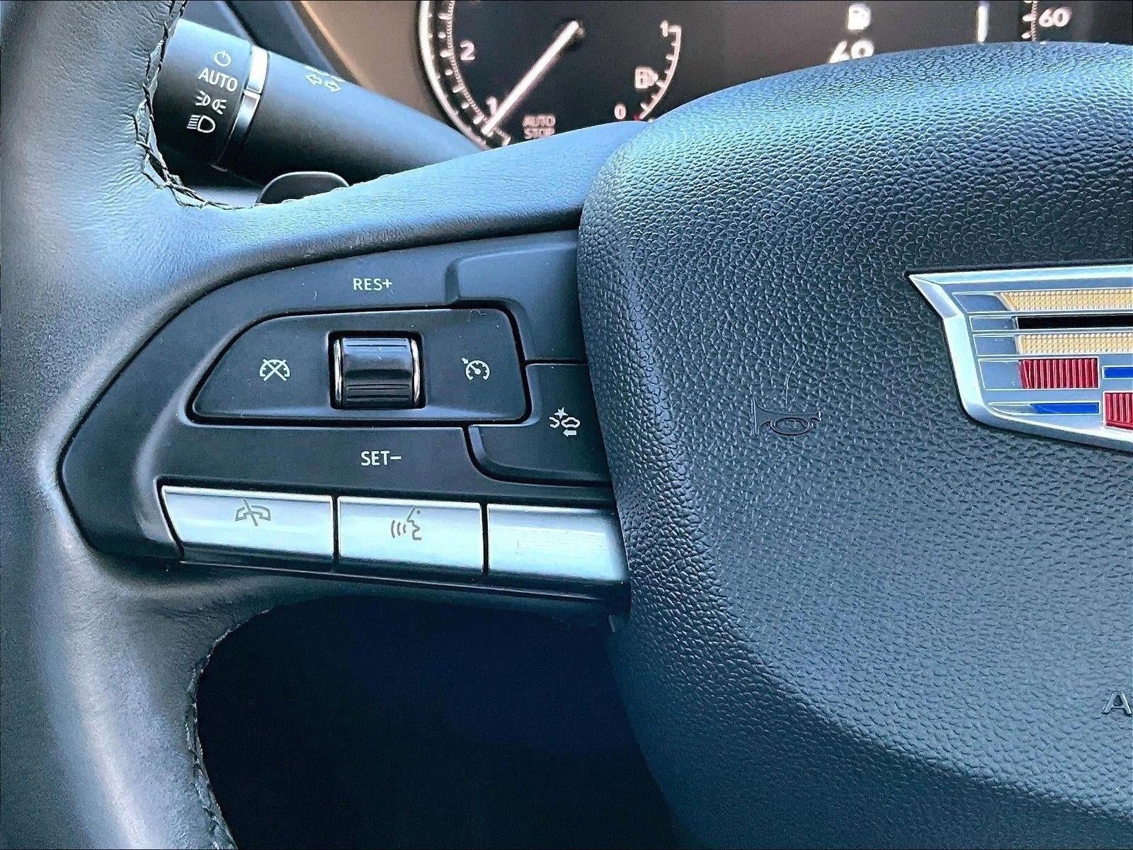 2023 Cadillac XT4 Premium Luxury