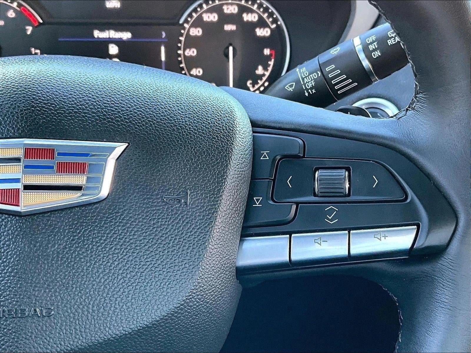 2023 Cadillac XT4 Premium Luxury