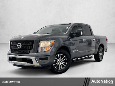 2021 Nissan TITAN Crew Cab SV 4x2