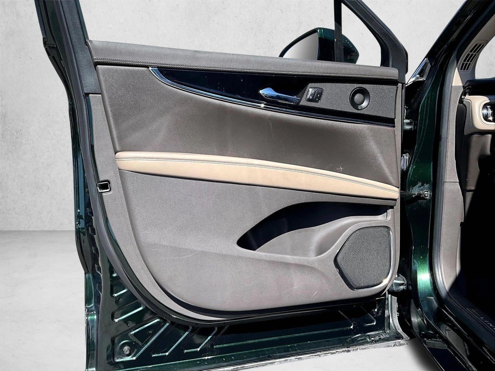 2021 Lincoln Nautilus Reserve