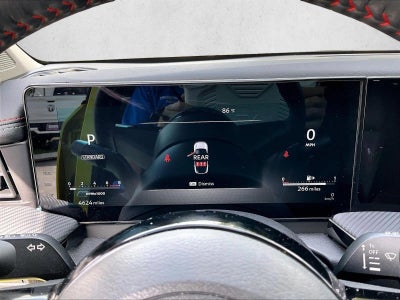 2025 Nissan Kicks SR FWD