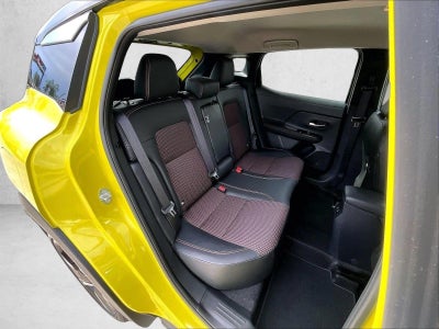2025 Nissan Kicks SR FWD