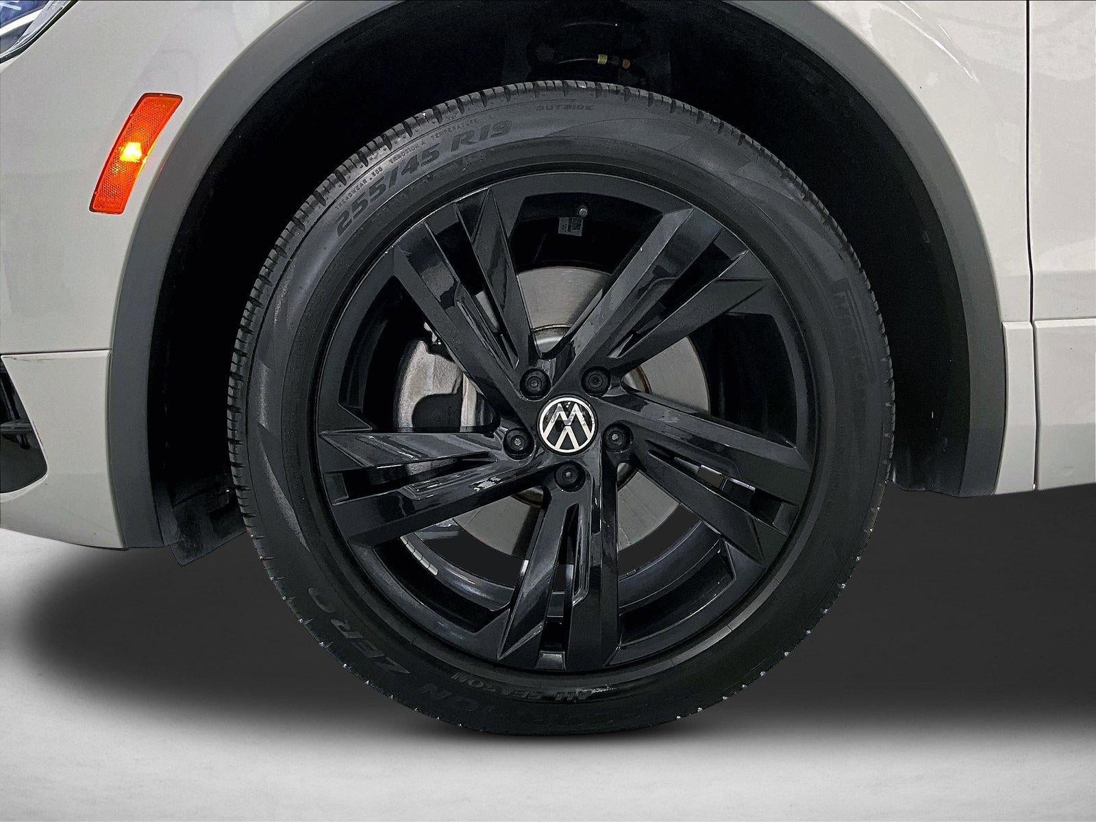 2024 Volkswagen Tiguan 2.0T SE R-Line Black