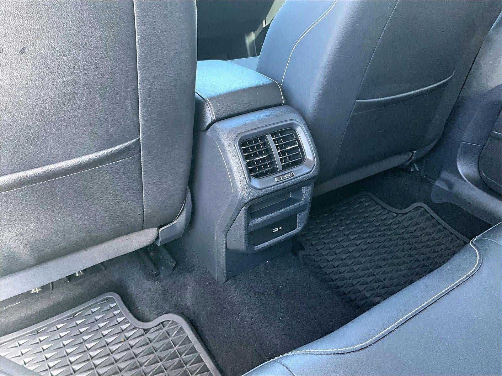 2022 Volkswagen Taos Base