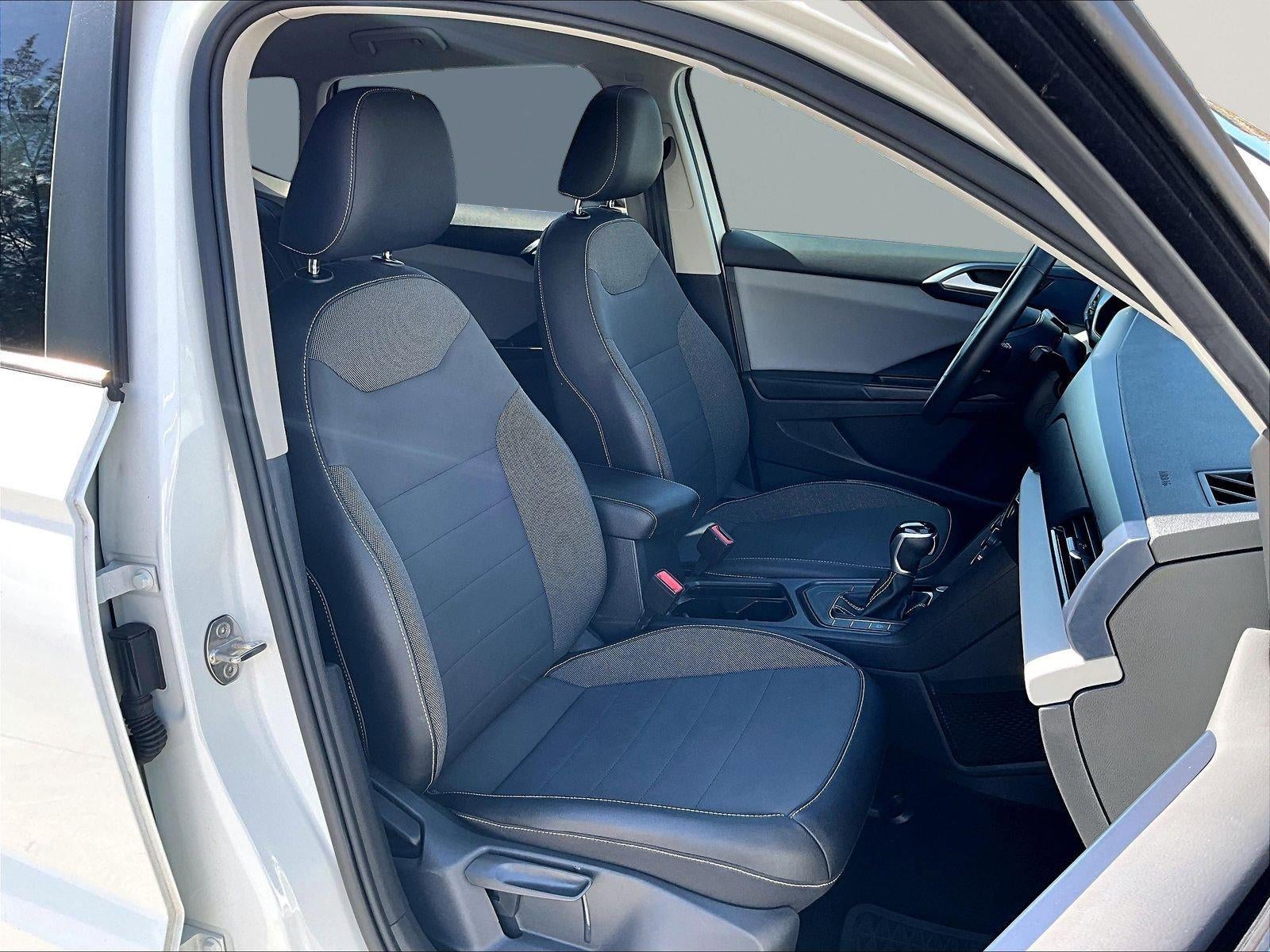 2022 Volkswagen Taos Base
