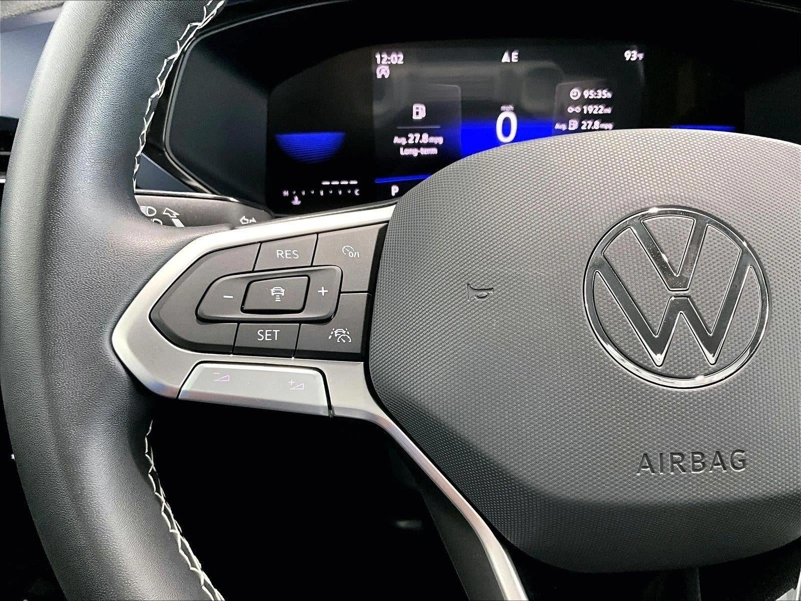 2023 Volkswagen Taos SE