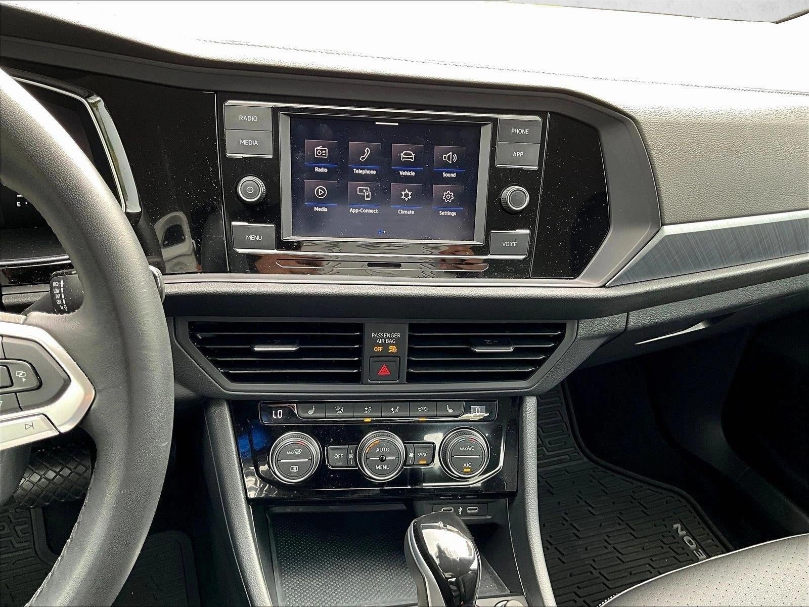 2024 Volkswagen Jetta SE