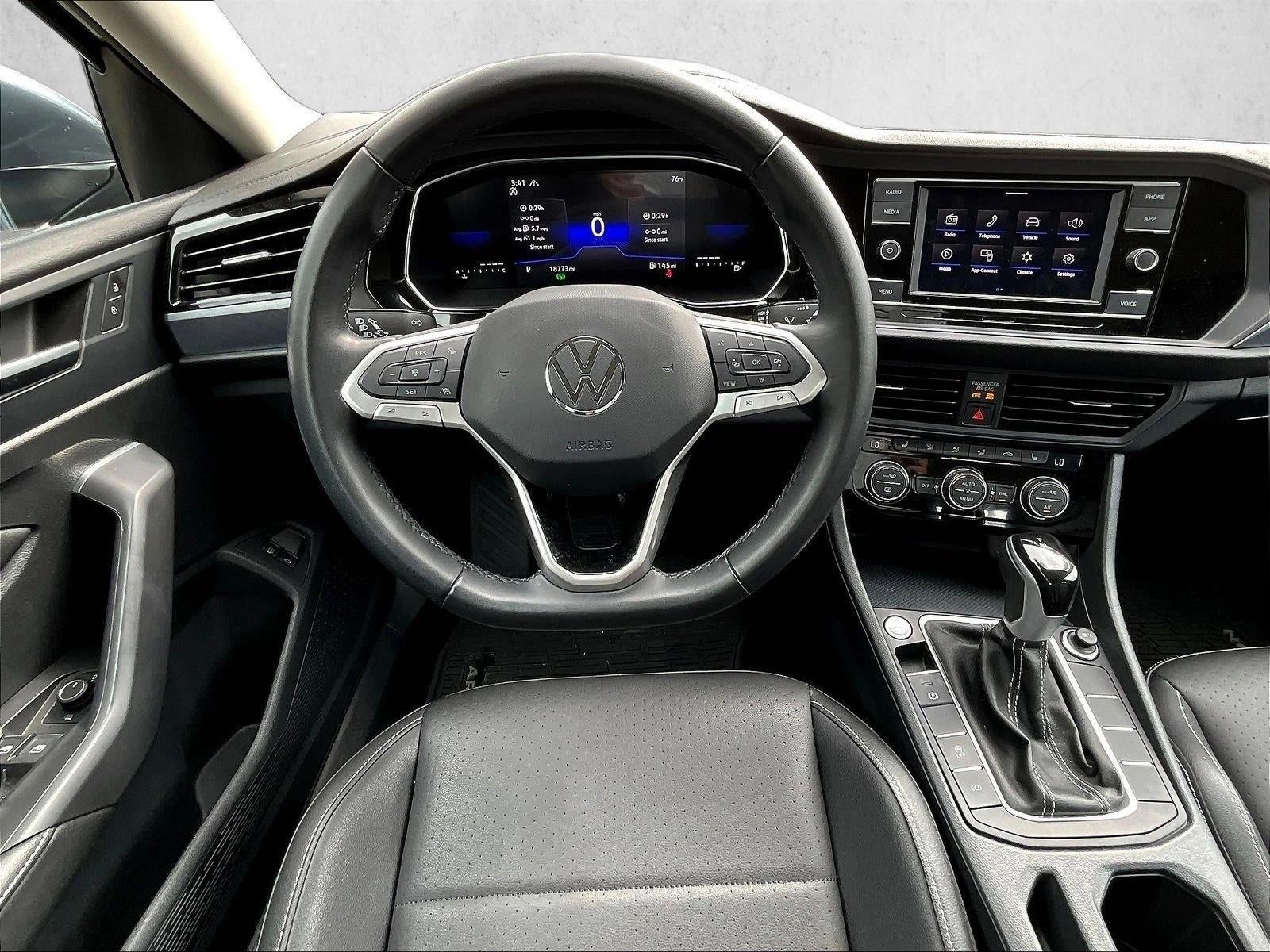 2024 Volkswagen Jetta SE