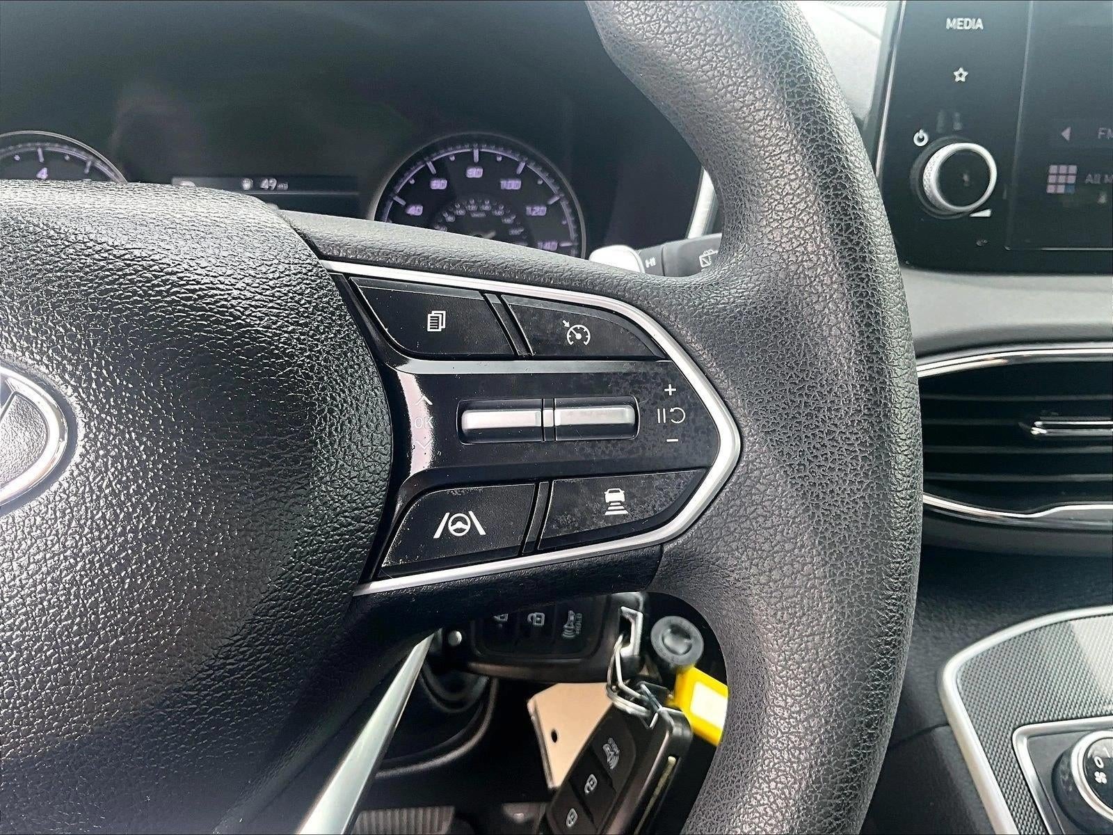 2023 Hyundai Santa Fe SE