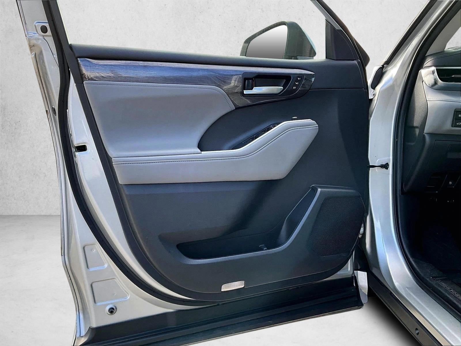 2021 Toyota Highlander Platinum