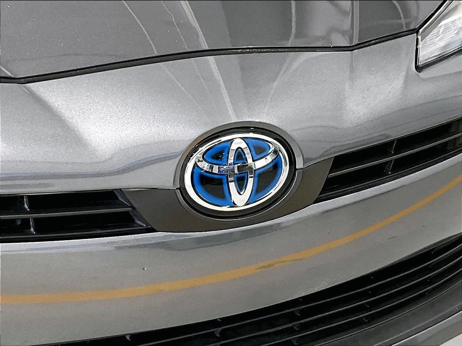 2021 Toyota Prius L Eco