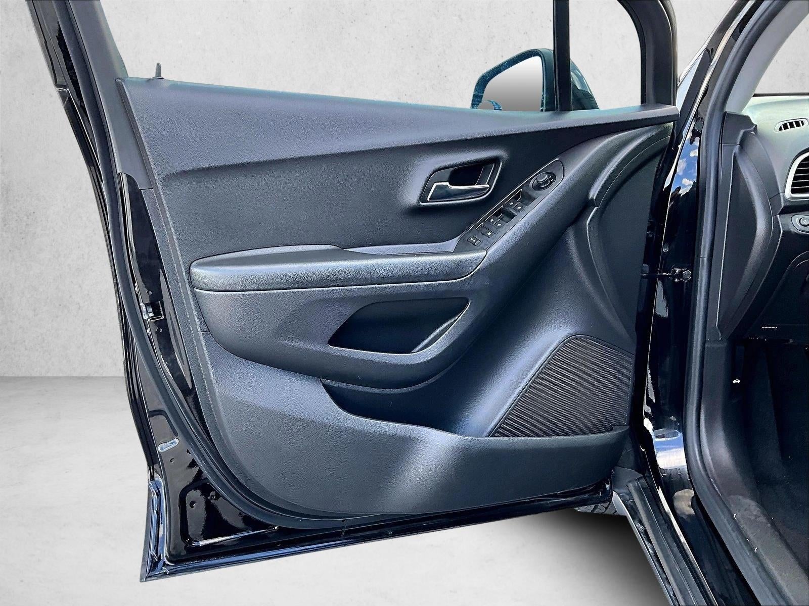 2022 Chevrolet Trax LS