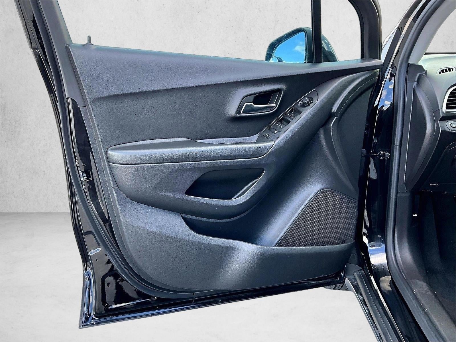 2022 Chevrolet Trax LS