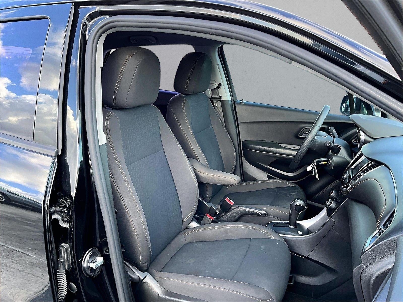 2022 Chevrolet Trax LS