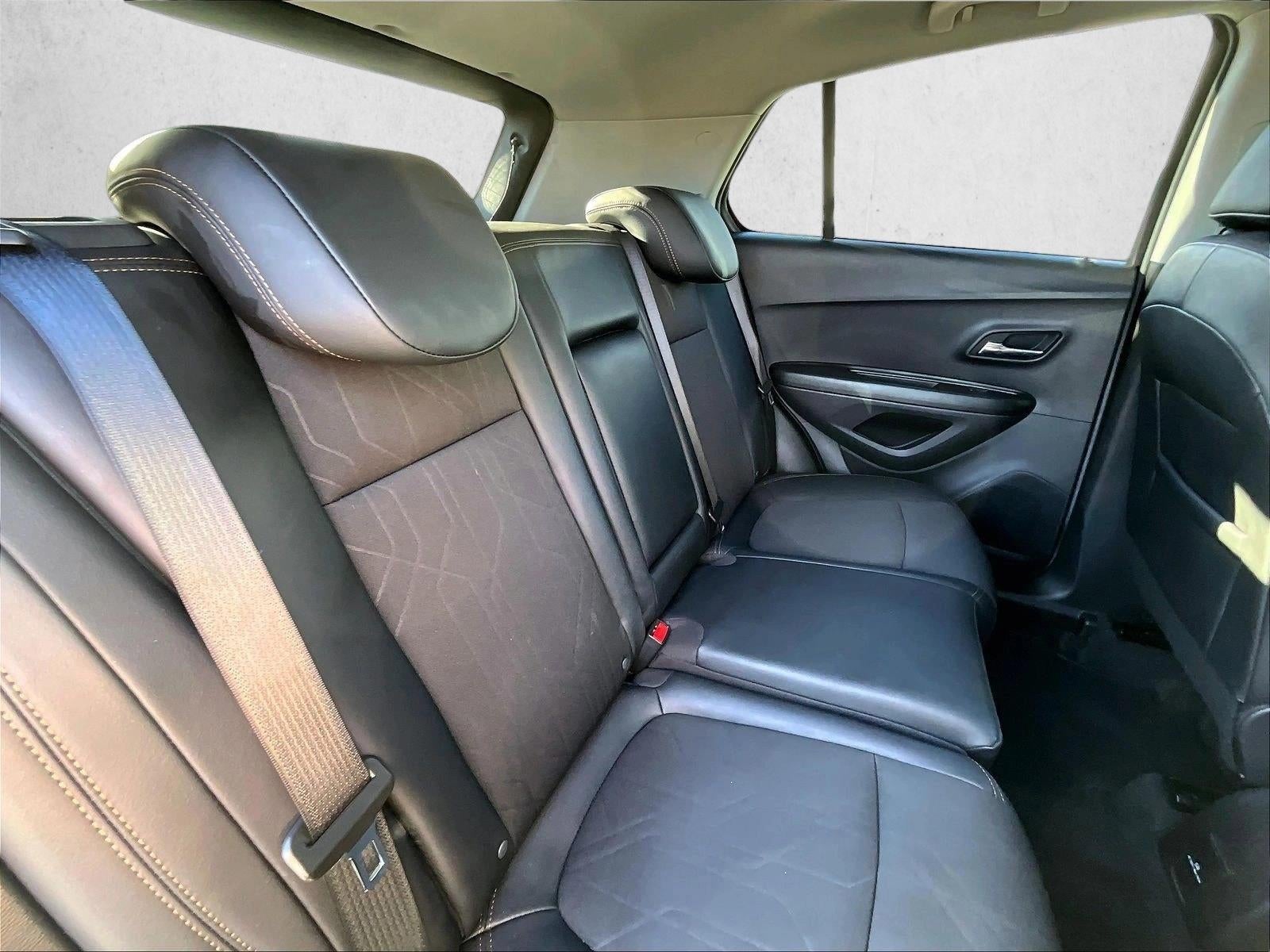 2022 Chevrolet Trax LT Midnight Edition