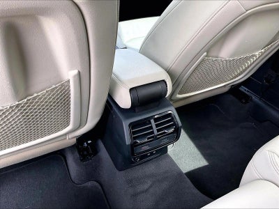 2020 Audi Q3 Premium 45 TFSI S line quattro Tiptronic