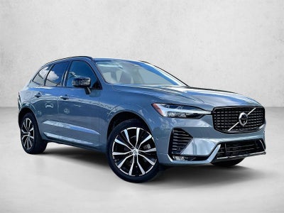 2024 Volvo XC60 Plus Dark Theme