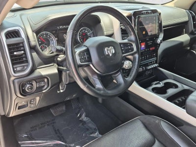 2020 RAM 1500 Laramie Crew Cab 4x4 5'7" Box