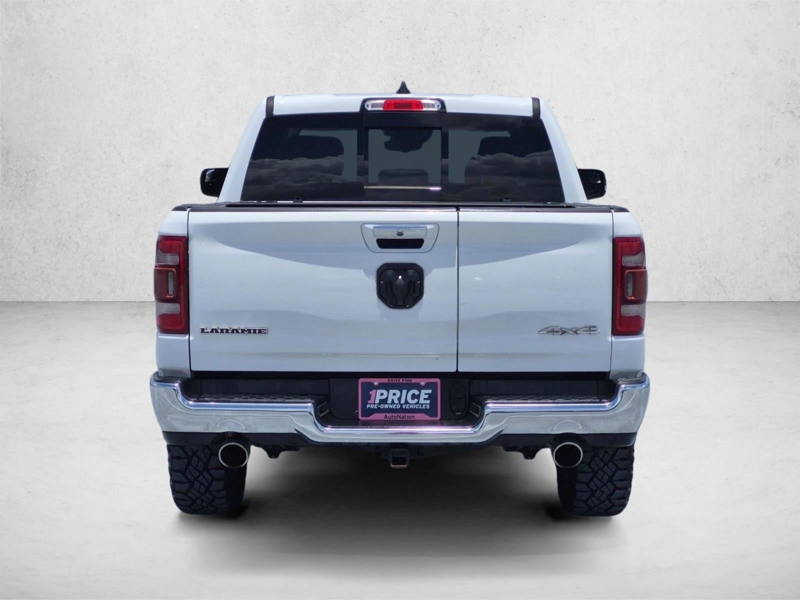 2020 RAM 1500 Laramie Crew Cab 4x4 5'7" Box