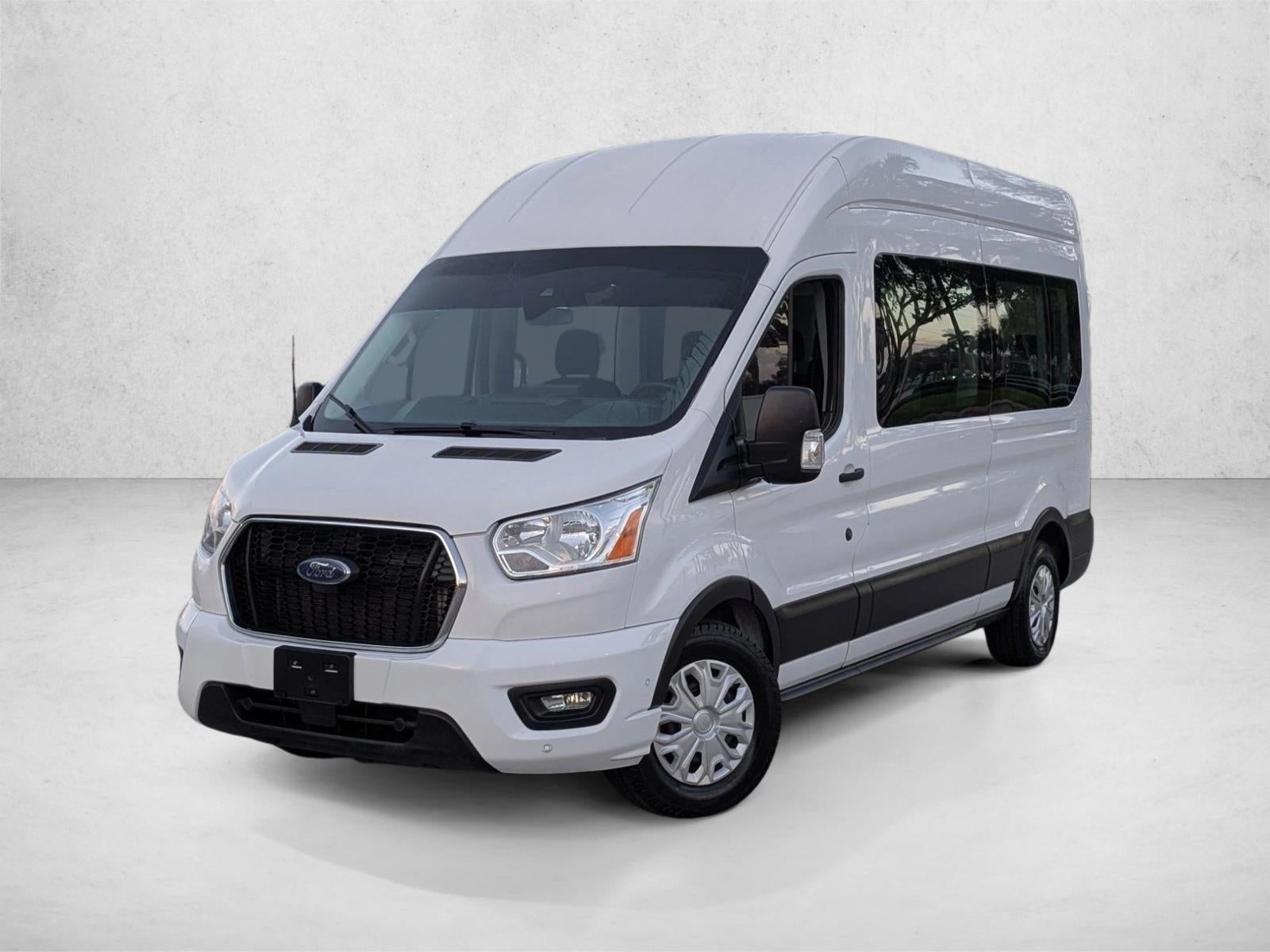 2022 Ford Transit Passenger Wagon XL